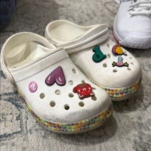 CROCS Kids White Clogs with Colorful Charm Accents